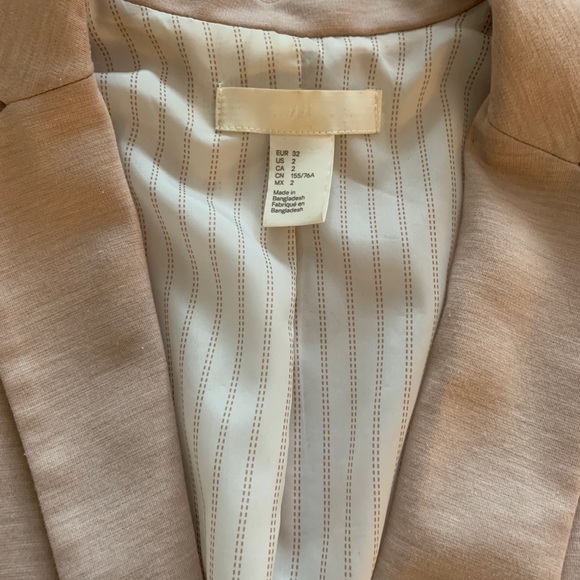 H&M light pink blazer - Picture 4 of 5